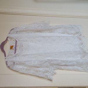 Ruby Rd. White top with crocheting